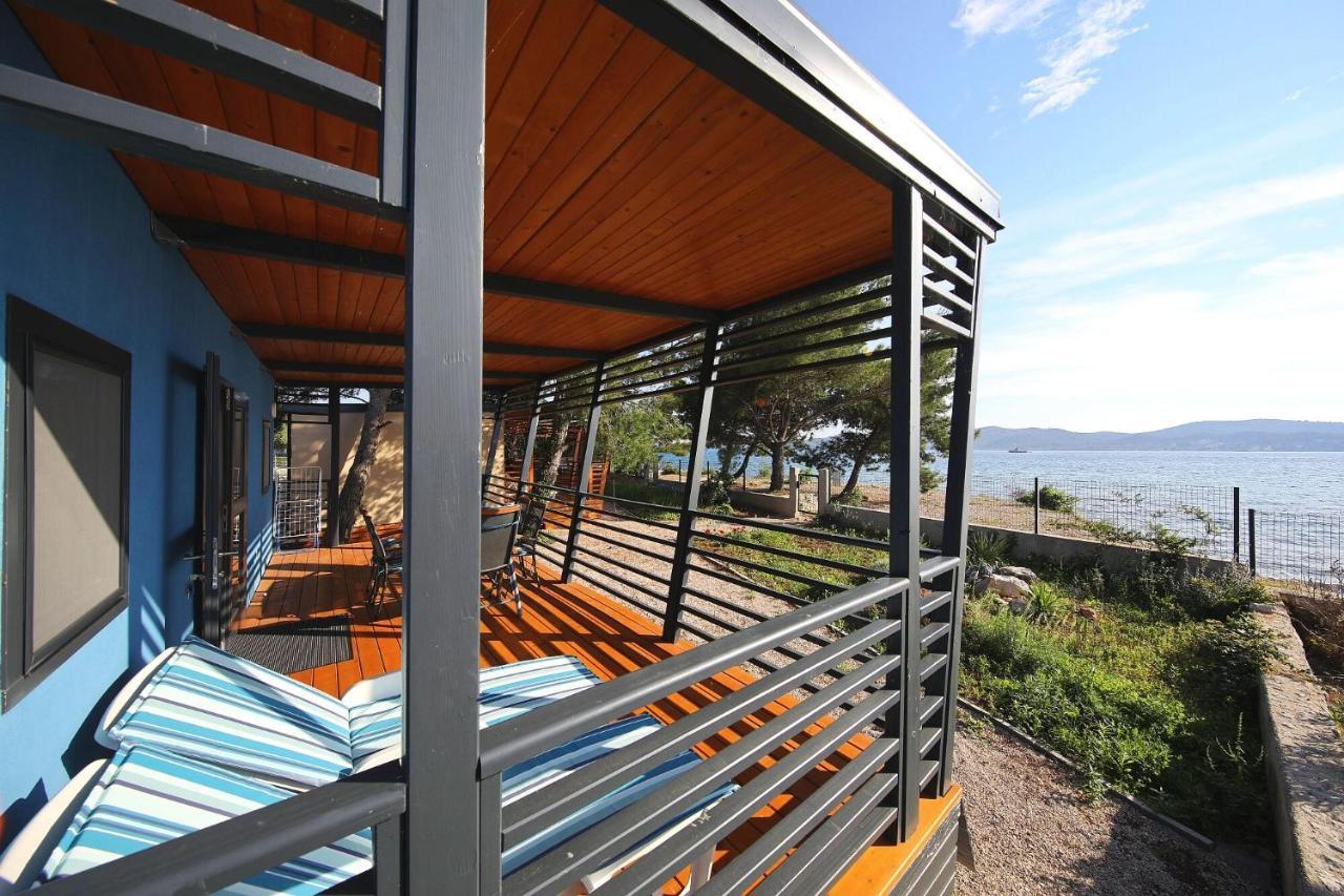 Mobile Home Safir Biograd Na Moru Exteriör bild